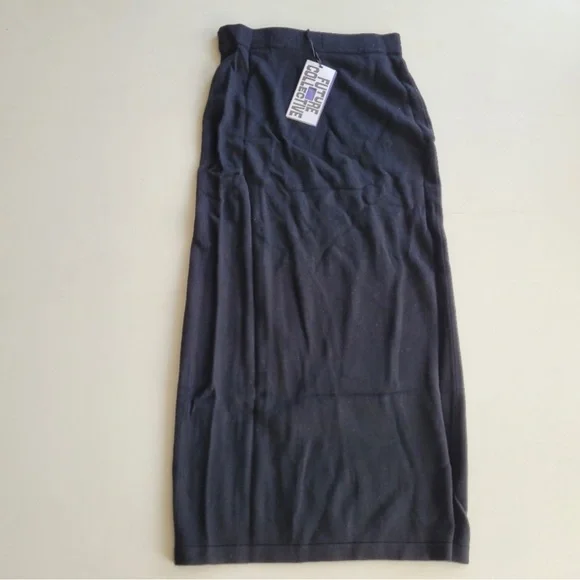 Future Collective High-Waisted Designer Pencil Skirt - Picture 2 of 8